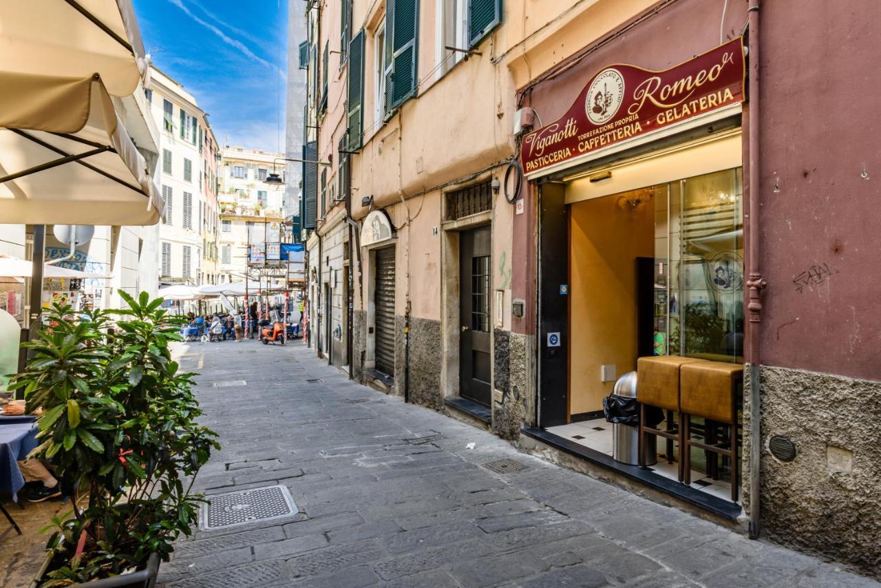 Acquario 5' Free Wifi & Netflix "Prione" By Tilo Apartment'S Genoa Exterior photo
