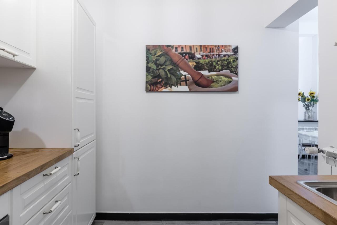 Acquario 5' Free Wifi & Netflix "Prione" By Tilo Apartment'S Genoa Exterior photo